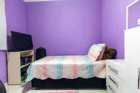 Casa à venda com 185m², 4 quartos e 2 vagasCasa 2 - Quarto 1