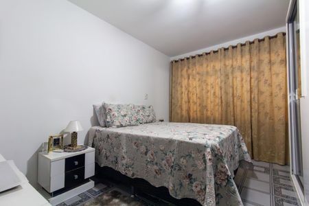 Casa à venda com 185m², 4 quartos e 2 vagasCasa 1 - Quarto 1