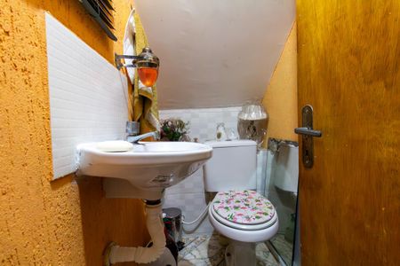 Casa à venda com 185m², 4 quartos e 2 vagasLavabo