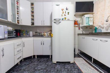 Casa à venda com 185m², 4 quartos e 2 vagasCasa 1 - Cozinha