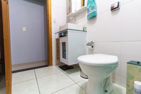 Casa à venda com 185m², 4 quartos e 2 vagasCasa 2 - Banheiro