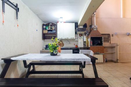 Casa à venda com 185m², 4 quartos e 2 vagasÁrea gourmet