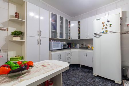 Casa à venda com 185m², 4 quartos e 2 vagasCasa 1 - Cozinha