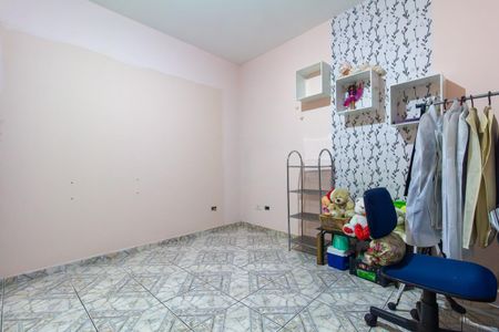 Casa à venda com 185m², 4 quartos e 2 vagasCasa 1 - Quarto 2