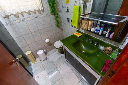 Casa à venda com 185m², 4 quartos e 2 vagasCasa 1 - Banheiro 1