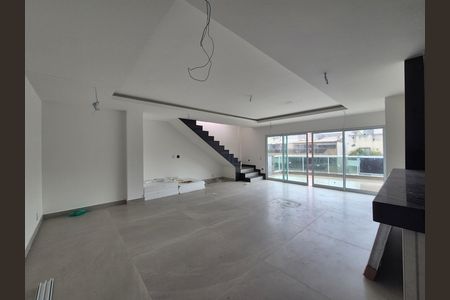 Apartamento à venda com 200m², 3 quartos e 2 vagas