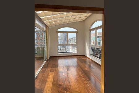 Apartamento para alugar com 200m², 3 quartos e 2 vagas