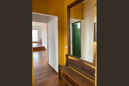 Apartamento para alugar com 200m², 3 quartos e 2 vagas