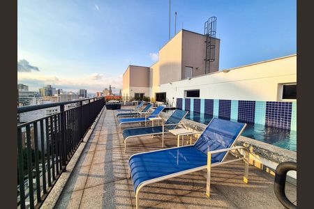 Apartamento à venda com 30m², 1 quarto e sem vaga Apartamento à venda com 30m², 1 quarto e sem vagaPiscina