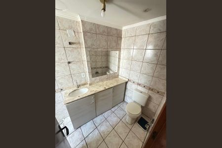 Banheiro de apartamento à venda com 1 quarto, 67m² em Rio Branco, Novo Hamburgo
