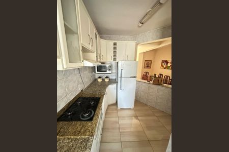 Apartamento à venda com 67m², 1 quarto e sem vaga Apartamento à venda com 67m², 1 quarto e sem vagaCozinha