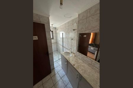 Banheiro de apartamento à venda com 1 quarto, 67m² em Rio Branco, Novo Hamburgo