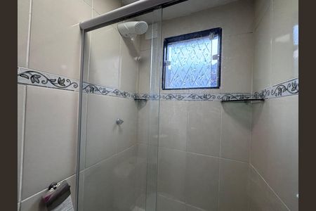 Casa de condomínio à venda com 135m², 3 quartos e 2 vagasBanheiro do Quarto 2