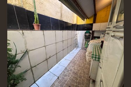 Casa de condomínio à venda com 135m², 3 quartos e 2 vagasÁrea de Serviço