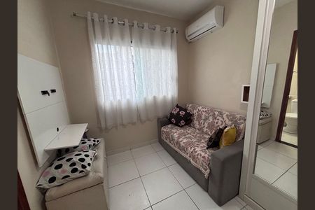 Casa de condomínio à venda com 135m², 3 quartos e 2 vagasQuarto 2