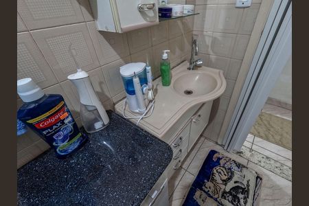 Casa à venda com 136m², 2 quartos e 2 vagas