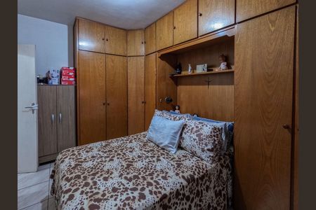Casa à venda com 136m², 2 quartos e 2 vagas