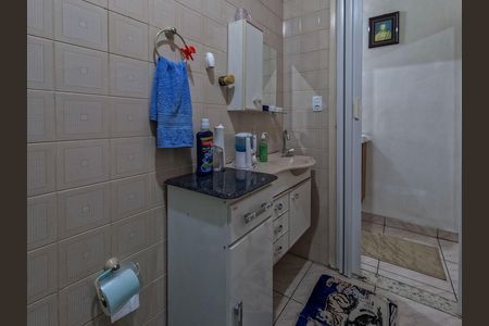 Casa à venda com 136m², 2 quartos e 2 vagas