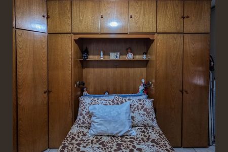 Casa à venda com 136m², 2 quartos e 2 vagas