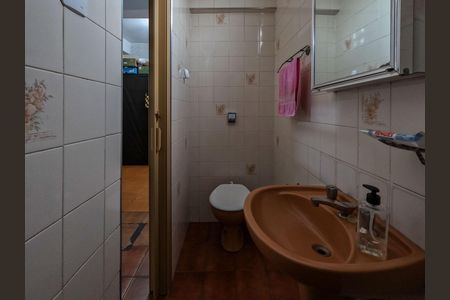Casa à venda com 136m², 2 quartos e 2 vagas