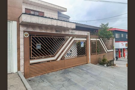 Casa à venda com 136m², 2 quartos e 2 vagas