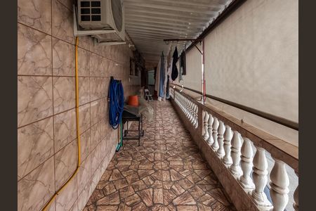 Casa à venda com 136m², 2 quartos e 2 vagas