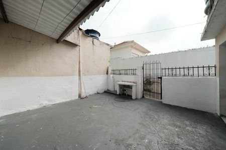 Casa para alugar com 70m², 2 quartos e sem vagaÁrea externa