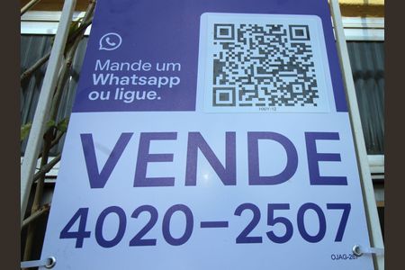 Casa à venda com 100m², 3 quartos e sem vagaCódigo