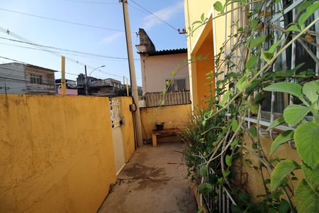 Casa à venda com 100m², 3 quartos e sem vagaQuintal - Frente