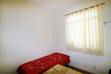 Quarto 2 de casa à venda com 3 quartos, 100m² em Penha Circular, Rio de Janeiro