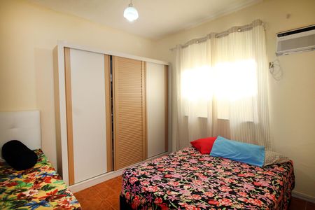 Casa à venda com 100m², 3 quartos e 3 vagasQuarto 1