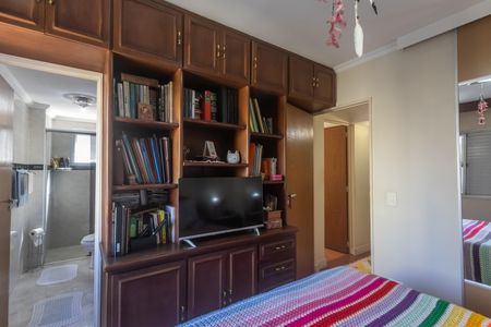Apartamento à venda com 100m², 4 quartos e 2 vagas Apartamento à venda com 100m², 4 quartos e 2 vagasQuarto Suíte