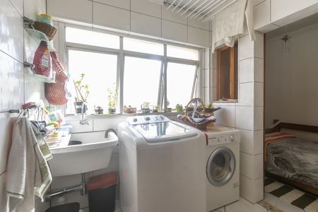 Apartamento à venda com 100m², 4 quartos e 2 vagas Apartamento à venda com 100m², 4 quartos e 2 vagasÁrea de Serviço