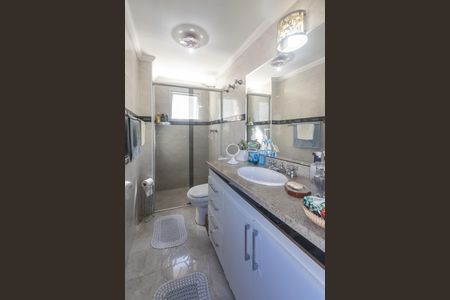 Apartamento à venda com 100m², 4 quartos e 2 vagas Apartamento à venda com 100m², 4 quartos e 2 vagasBanheiro da Suíte