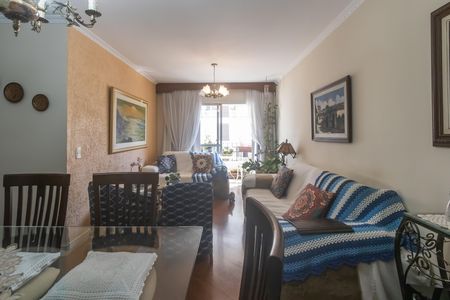 Apartamento à venda com 100m², 4 quartos e 2 vagas Apartamento à venda com 100m², 4 quartos e 2 vagasSala