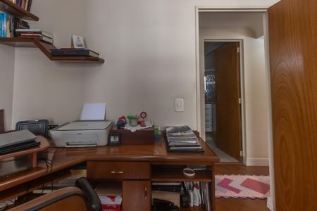 Apartamento à venda com 100m², 4 quartos e 2 vagas Apartamento à venda com 100m², 4 quartos e 2 vagasQuarto 1