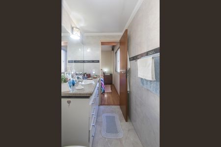 Apartamento à venda com 100m², 4 quartos e 2 vagas Apartamento à venda com 100m², 4 quartos e 2 vagasBanheiro da Suíte