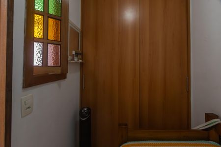 Apartamento à venda com 100m², 4 quartos e 2 vagas Apartamento à venda com 100m², 4 quartos e 2 vagasQuarto de Serviço