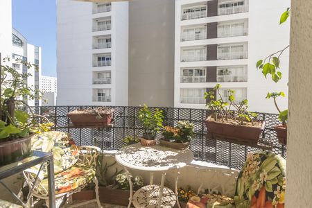 Apartamento à venda com 100m², 4 quartos e 2 vagas Apartamento à venda com 100m², 4 quartos e 2 vagasVaranda da Sala