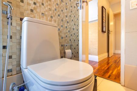 Apartamento para alugar com 80m², 2 quartos e 2 vagas Apartamento para alugar com 80m², 2 quartos e 2 vagasBanheiro da Suíte 2