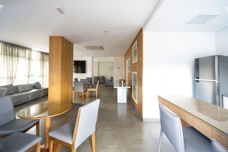 Apartamento à venda com 68m², 2 quartos e 2 vagas Apartamento à venda com 68m², 2 quartos e 2 vagasSalão de festas