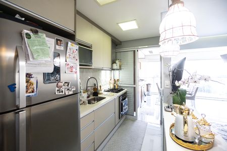Apartamento à venda com 68m², 2 quartos e 2 vagas Apartamento à venda com 68m², 2 quartos e 2 vagasCozinha