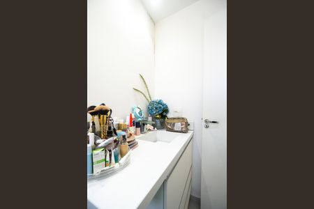 Apartamento à venda com 68m², 2 quartos e 2 vagas Apartamento à venda com 68m², 2 quartos e 2 vagasBanheiro da suíte