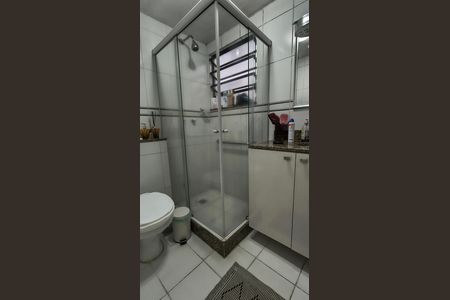 Apartamento à venda com 187m², 3 quartos e 3 vagas Apartamento à venda com 187m², 3 quartos e 3 vagasBanheiro Social
