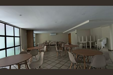 Apartamento à venda com 187m², 3 quartos e 3 vagas Apartamento à venda com 187m², 3 quartos e 3 vagasÁrea Comum