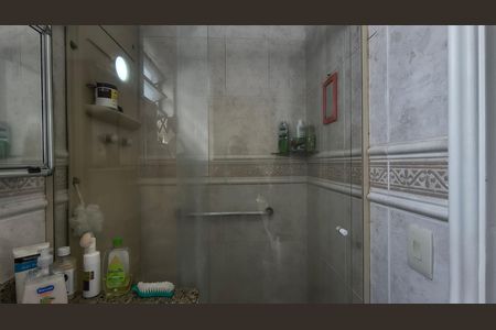 Apartamento à venda com 187m², 3 quartos e 3 vagas Apartamento à venda com 187m², 3 quartos e 3 vagasBanheiro da Suíte