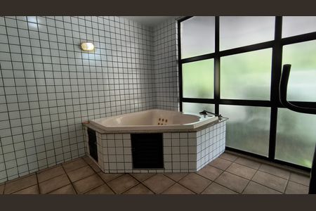 Apartamento à venda com 187m², 3 quartos e 3 vagas Apartamento à venda com 187m², 3 quartos e 3 vagasÁrea Comum