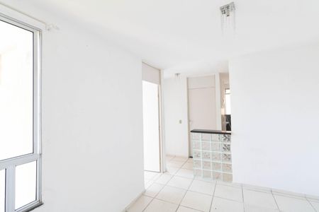 Sala de apartamento para alugar com 2 quartos, 50m² em Santa Cruz, Rio de Janeiro