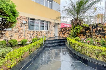 Apartamento à venda com 97m², 3 quartos e 1 vaga Apartamento à venda com 97m², 3 quartos e 1 vagaEntrada