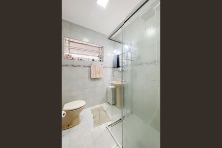Apartamento à venda com 97m², 3 quartos e 1 vaga Apartamento à venda com 97m², 3 quartos e 1 vagaBanheiro 2